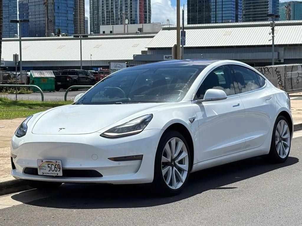 tesla model 3 2018 5YJ3E1EA3JF015844 image tesla model 3 2018 5YJ3E1EA3JF015844 image